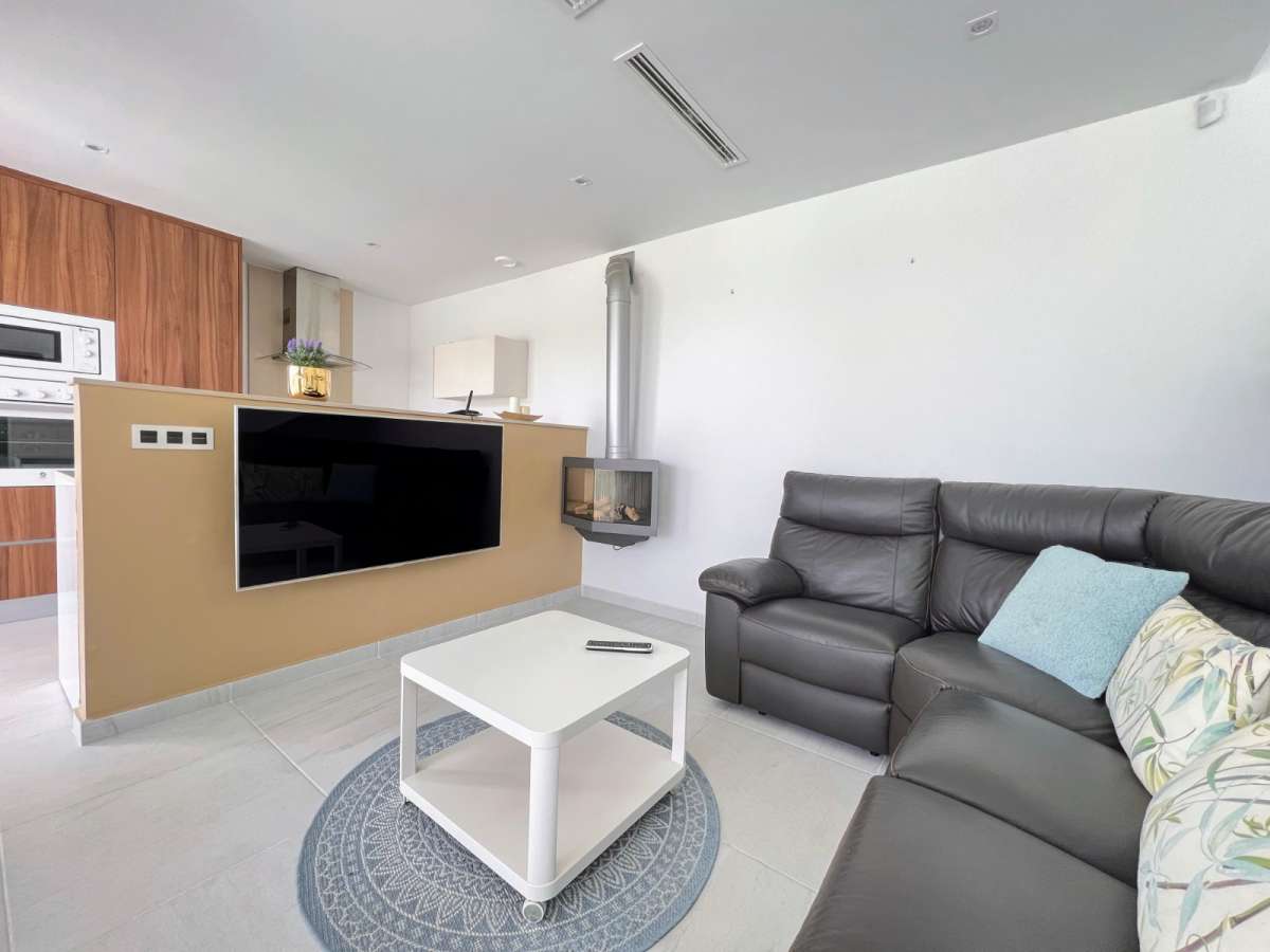 Resale - 3 Bedroom 3 Bathroom Villa in San Miguel de Salinas - - Alicante Resale - 3 Bedroom 3 Bathroom Villa in San Miguel de Salinas - - Alicante