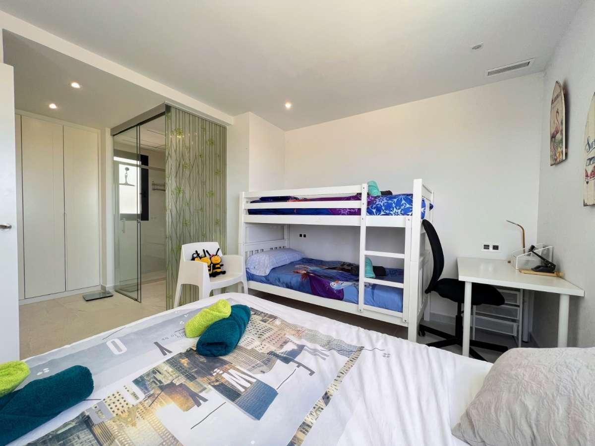 Resale - 3 Bedroom 3 Bathroom Villa in San Miguel de Salinas - - Alicante Resale - 3 Bedroom 3 Bathroom Villa in San Miguel de Salinas - - Alicante