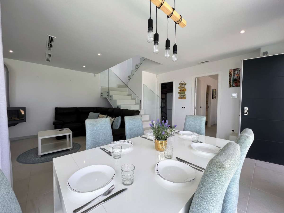 Resale - 3 Bedroom 3 Bathroom Villa in San Miguel de Salinas - - Alicante Resale - 3 Bedroom 3 Bathroom Villa in San Miguel de Salinas - - Alicante