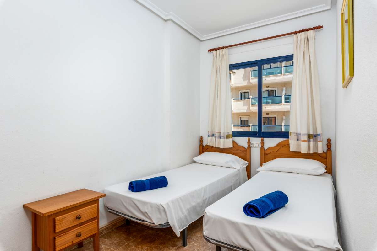 Resale - 2 Bedroom 1 Bathroom Apartment in Dehesa de Campoamor - - Alicante Resale - 2 Bedroom 1 Bathroom Apartment in Dehesa de Campoamor - - Alicante