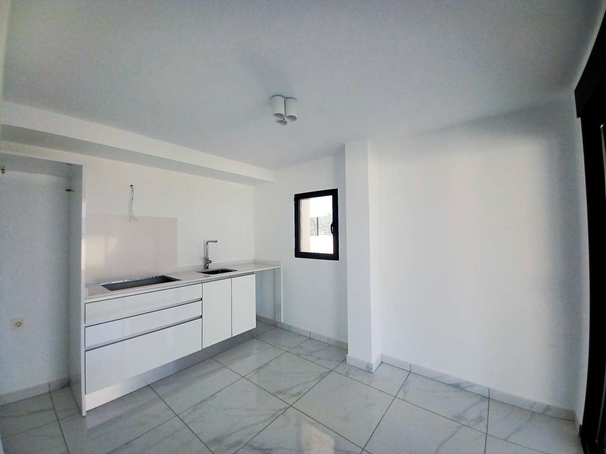 Resale - 5 Bedroom 3 Bathroom Villa in La Veleta - - Alicante Resale - 5 Bedroom 3 Bathroom Villa in La Veleta - - Alicante
