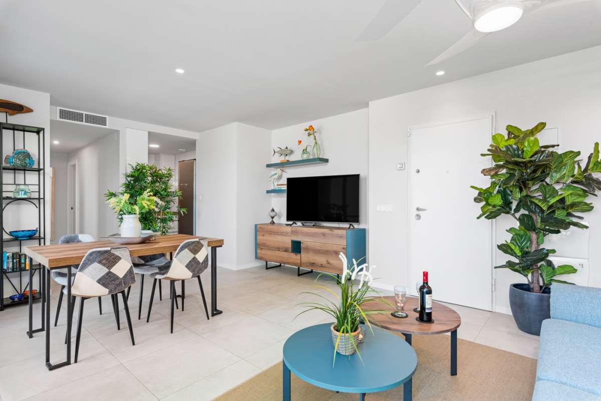 Resale - 2 Bedroom 2 Bathroom Apartment in Mil Palmeras - - Alicante Resale - 2 Bedroom 2 Bathroom Apartment in Mil Palmeras - - Alicante