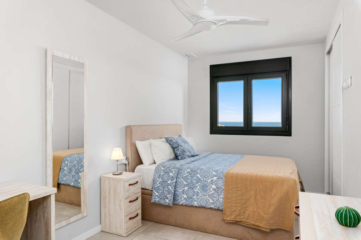 Resale - 2 Bedroom 2 Bathroom Apartment in Mil Palmeras - - Alicante Resale - 2 Bedroom 2 Bathroom Apartment in Mil Palmeras - - Alicante