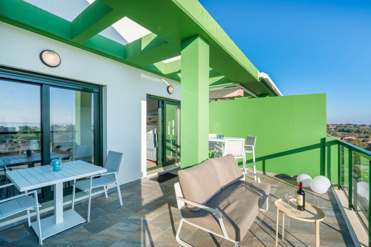 Resale - 2 Bedroom 2 Bathroom Apartment in Mil Palmeras - - Alicante Resale - 2 Bedroom 2 Bathroom Apartment in Mil Palmeras - - Alicante