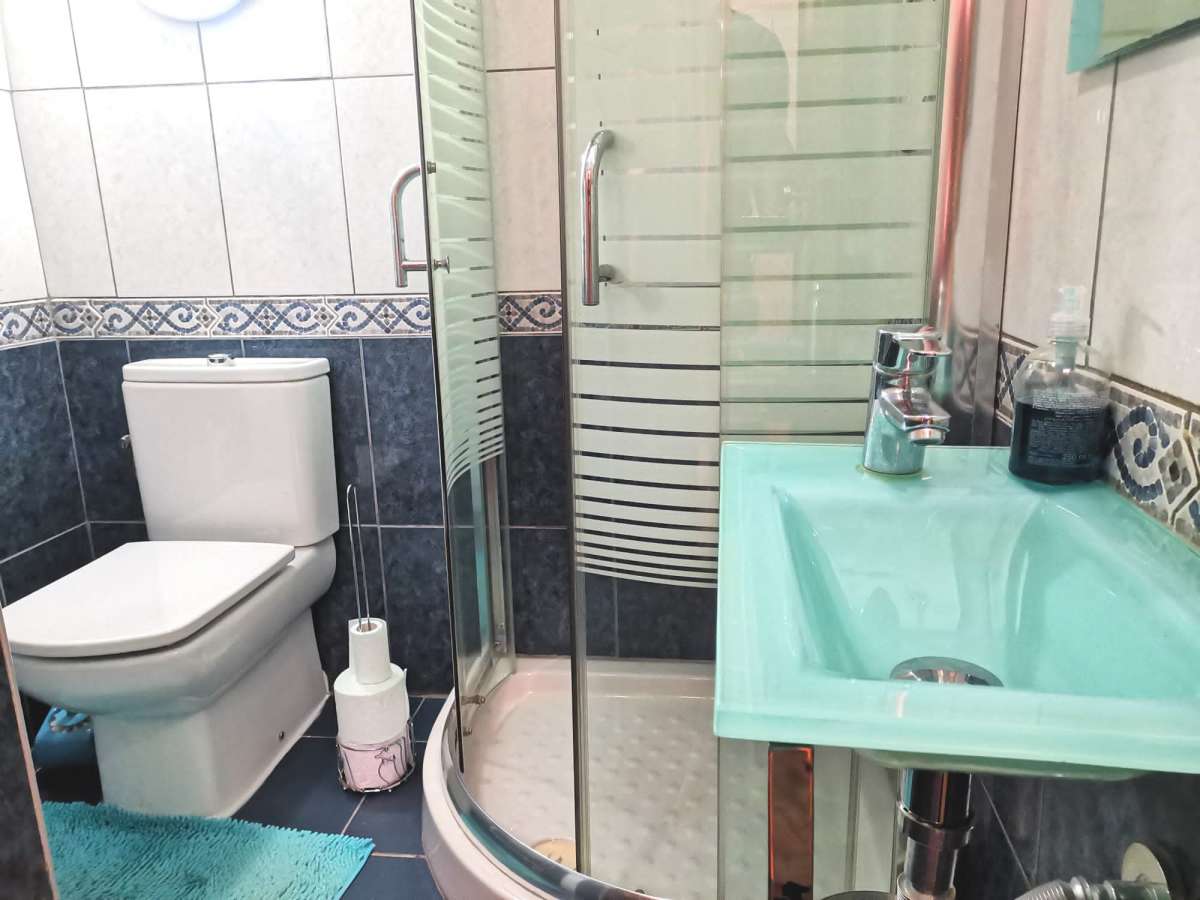 Resale - 3 Bedroom 2 Bathroom House in La Florida - - Alicante Resale - 3 Bedroom 2 Bathroom House in La Florida - - Alicante