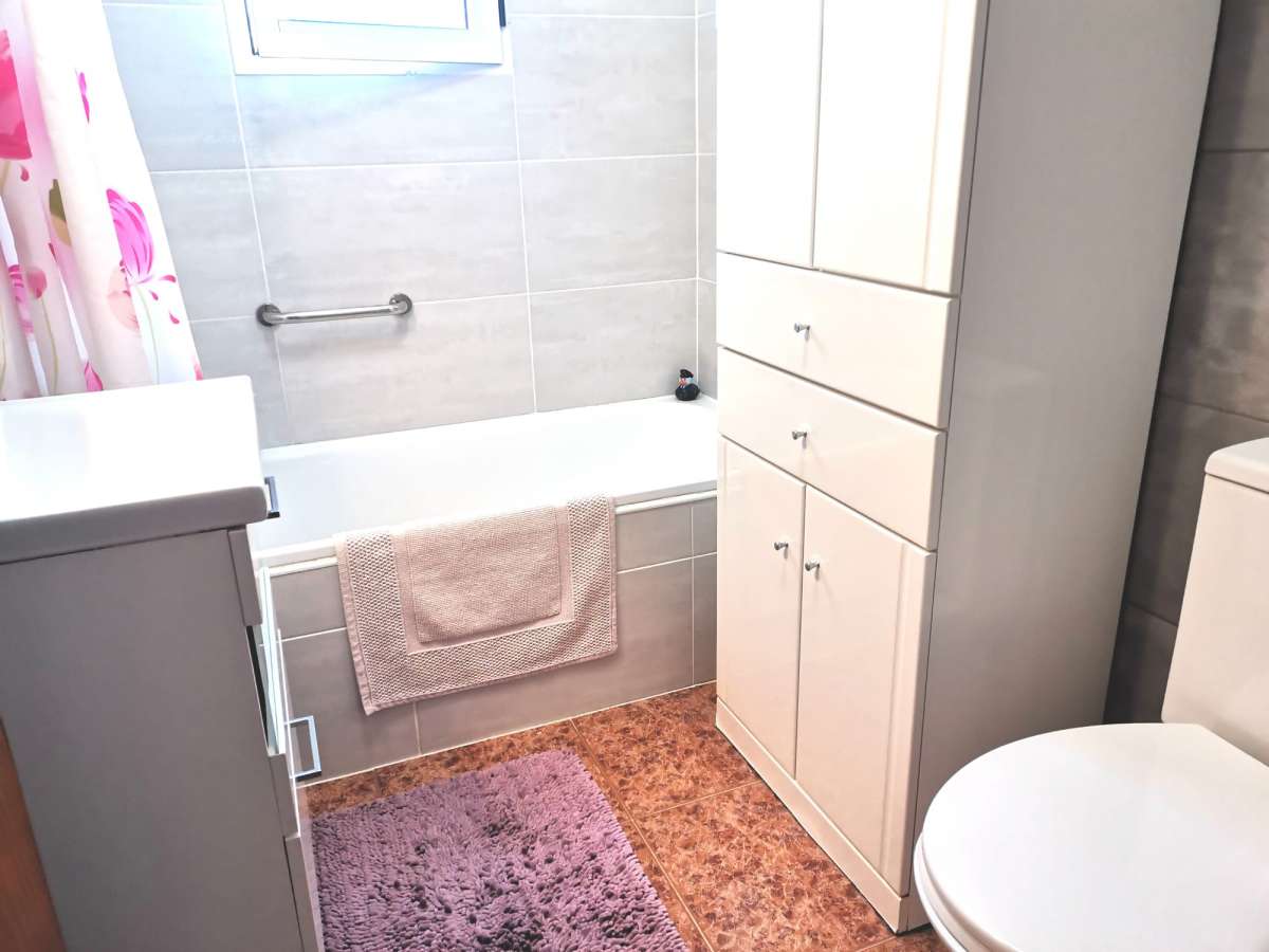 Resale - 3 Bedroom 2 Bathroom House in La Florida - - Alicante Resale - 3 Bedroom 2 Bathroom House in La Florida - - Alicante