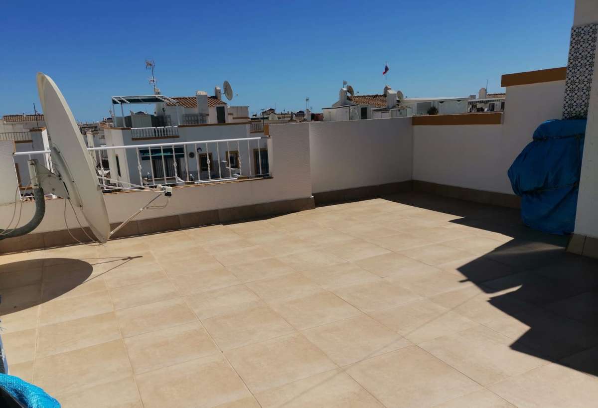 Resale - 3 Bedroom 2 Bathroom House in La Florida - - Alicante Resale - 3 Bedroom 2 Bathroom House in La Florida - - Alicante