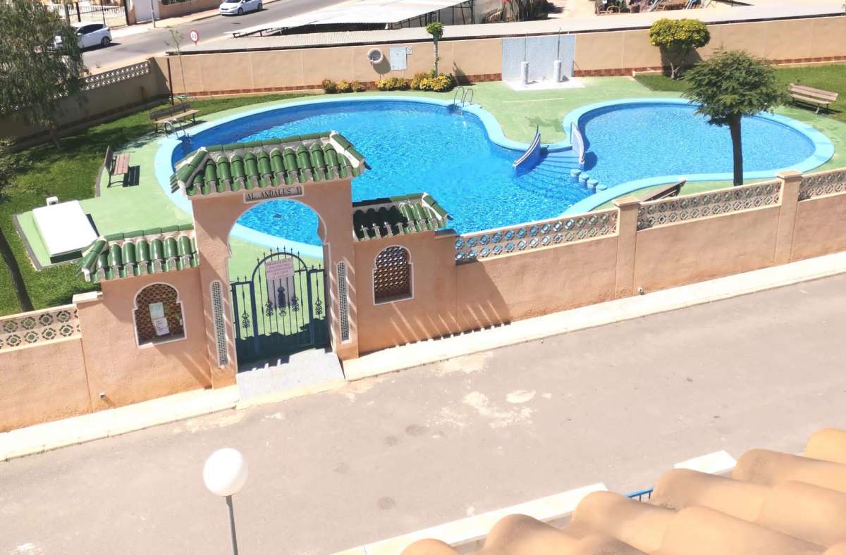 Resale - 3 Bedroom 2 Bathroom House in La Florida - - Alicante Resale - 3 Bedroom 2 Bathroom House in La Florida - - Alicante