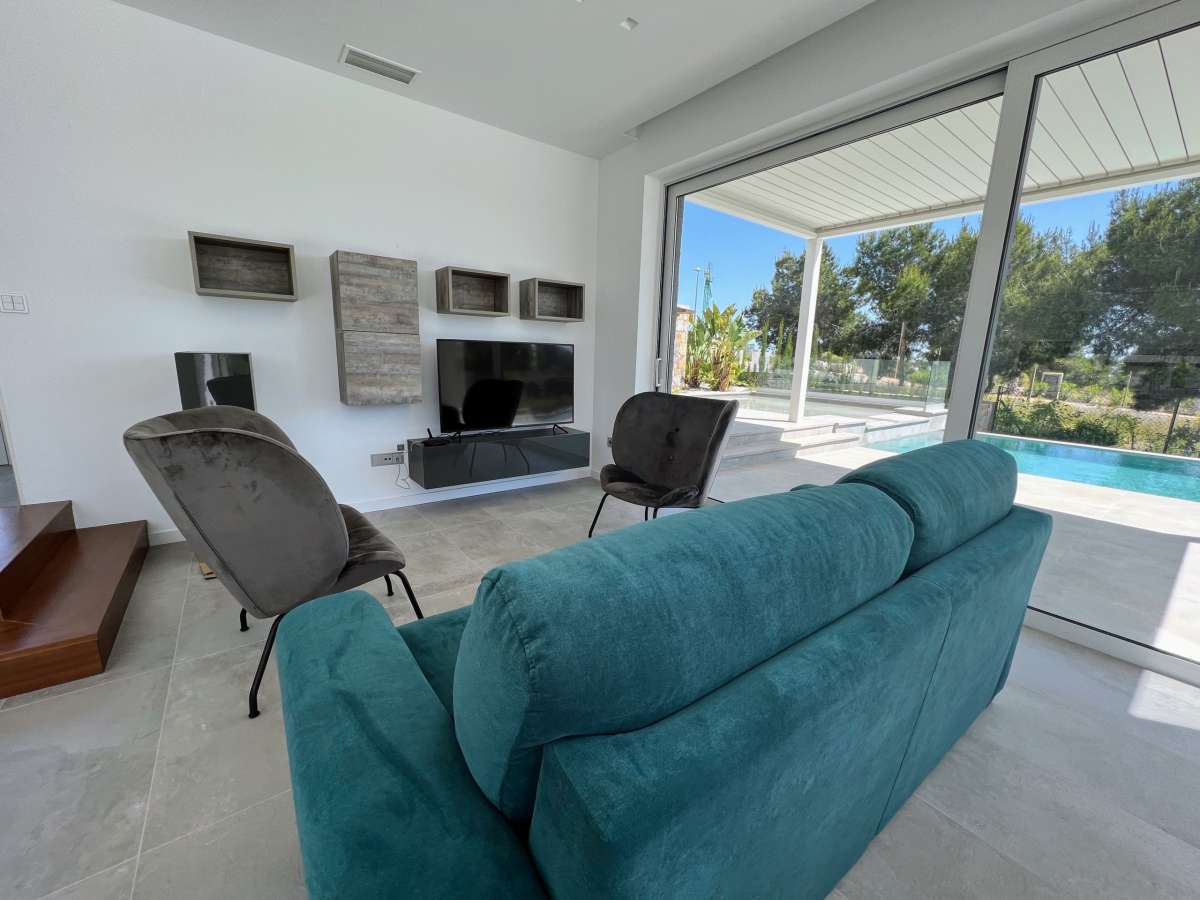 Resale - 3 Bedroom 3 Bathroom Villa in Las Colinas Golf and Country Club - - Alicante Resale - 3 Bedroom 3 Bathroom Villa in Las Colinas Golf and Country Club - - Alicante