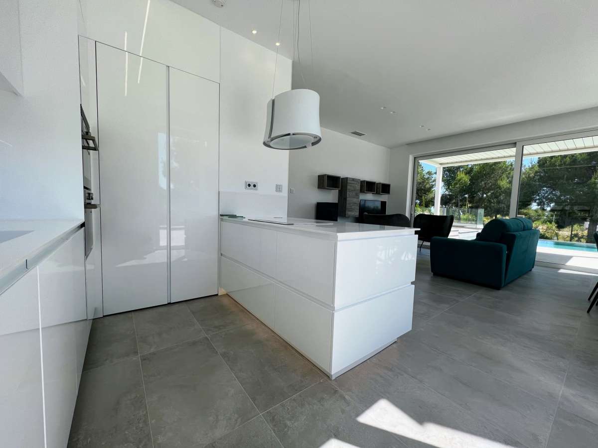 Resale - 3 Bedroom 3 Bathroom Villa in Las Colinas Golf and Country Club - - Alicante Resale - 3 Bedroom 3 Bathroom Villa in Las Colinas Golf and Country Club - - Alicante
