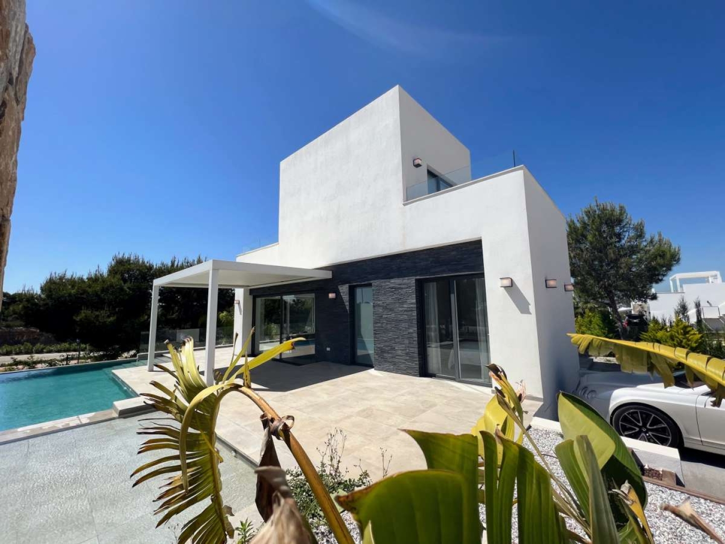 3 Bedroom 3 Bathroom Villa in Las Colinas Golf and Country Club