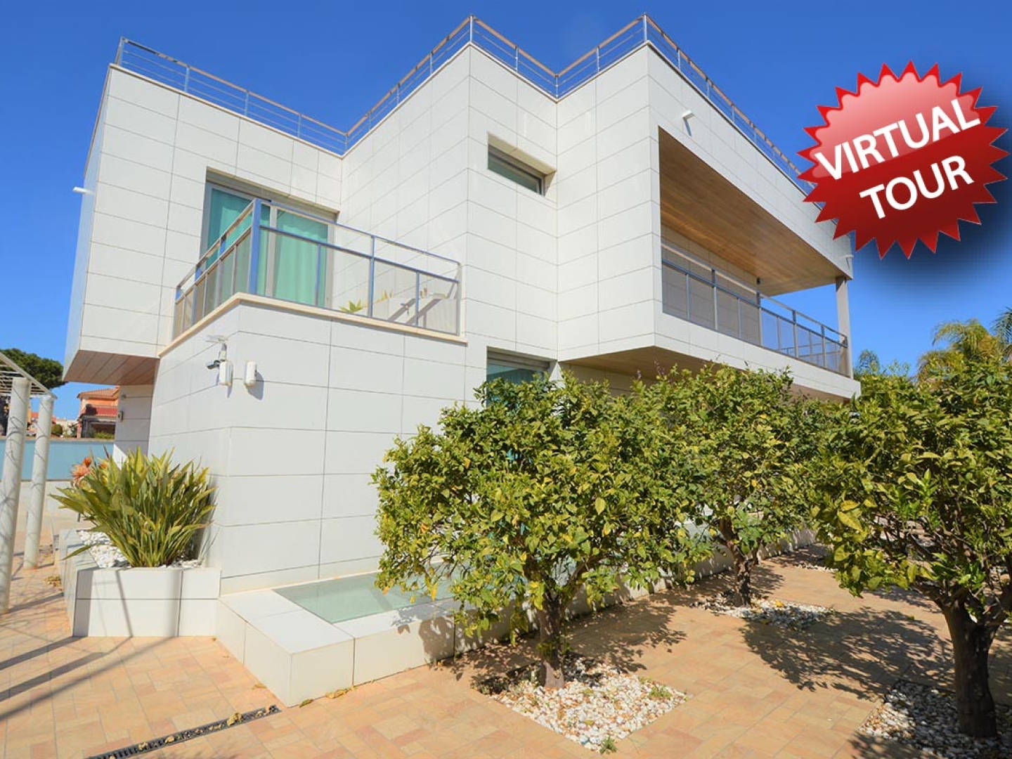 4 Bedroom 4 Bathroom Villa in Orihuela Costa