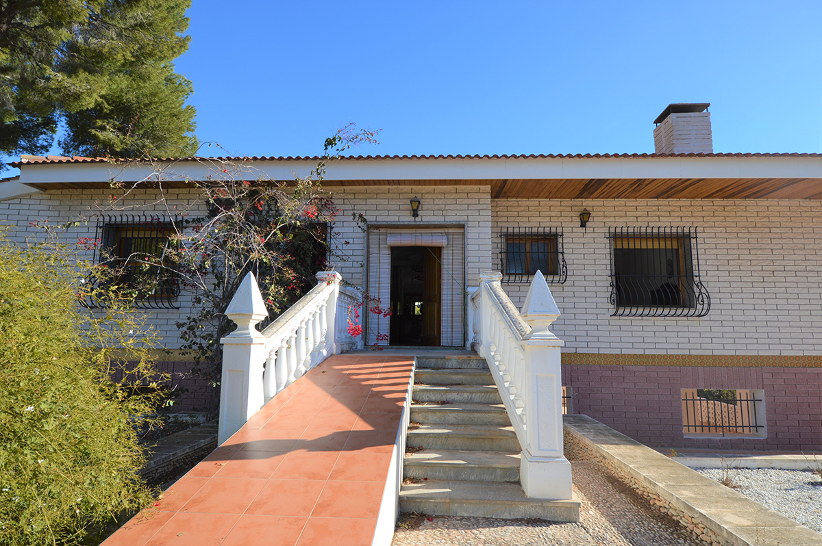 Resale - 10 Bedroom 9 Bathroom Villa in Orihuela Costa - Campoamor - Alicante Resale - 10 Bedroom 9 Bathroom Villa in Orihuela Costa - Campoamor - Alicante