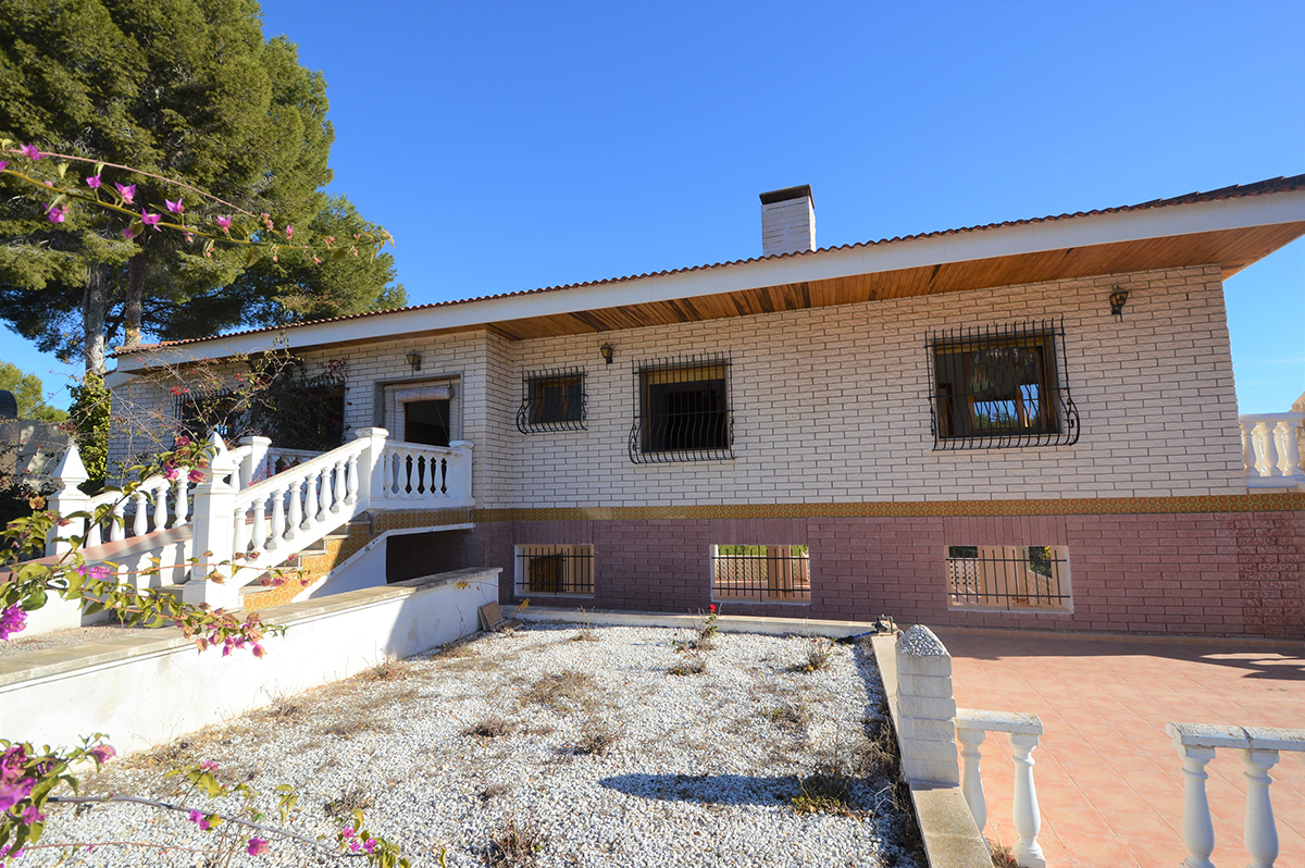 Resale - 10 Bedroom 9 Bathroom Villa in Orihuela Costa - Campoamor - Alicante Resale - 10 Bedroom 9 Bathroom Villa in Orihuela Costa - Campoamor - Alicante