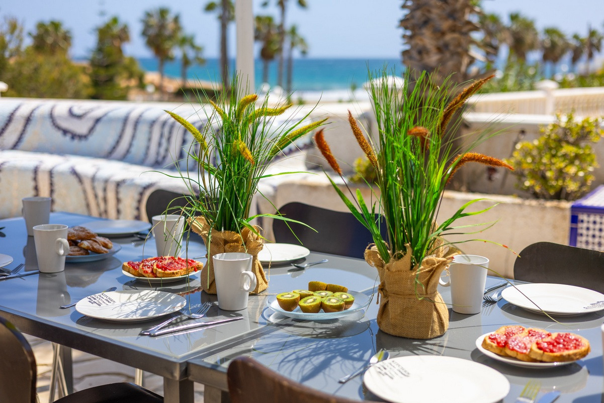 Resale - 4 Bedroom 3 Bathroom Villa in Orihuela Costa - Playa Flamenca - Alicante