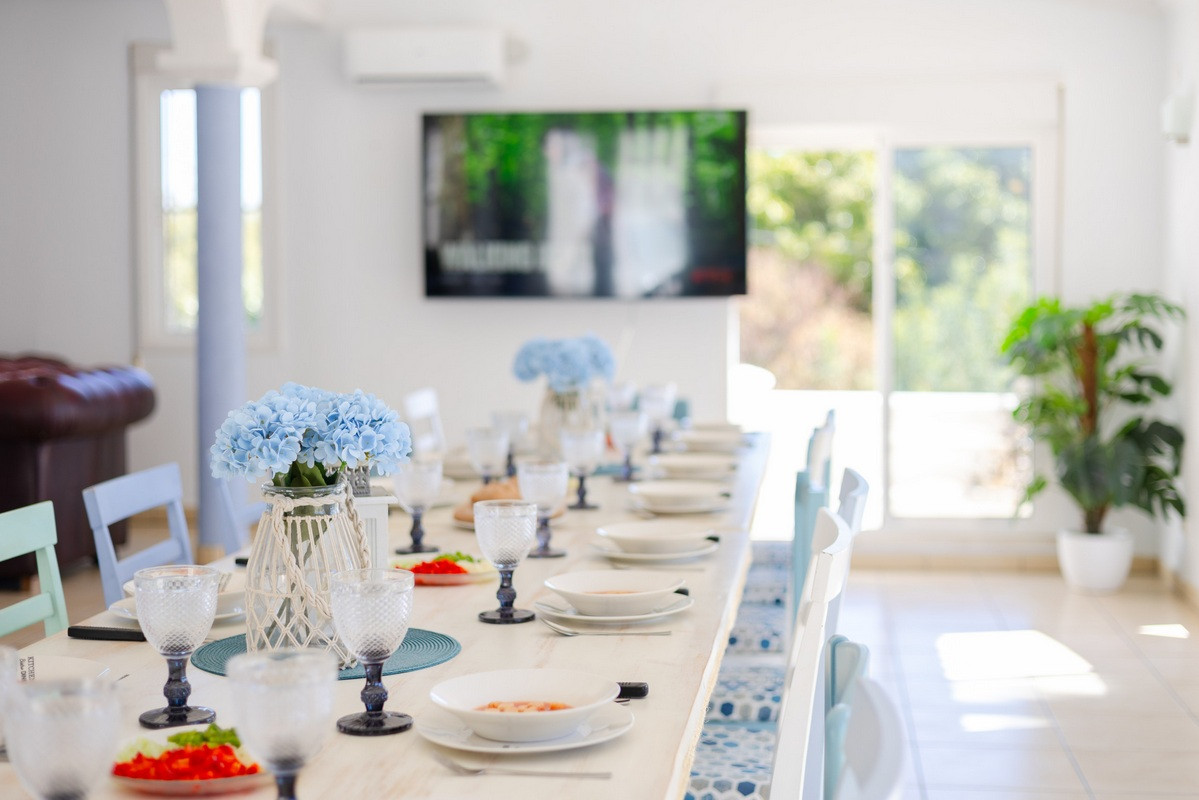 Resale - 4 Bedroom 3 Bathroom Villa in Orihuela Costa - Playa Flamenca - Alicante