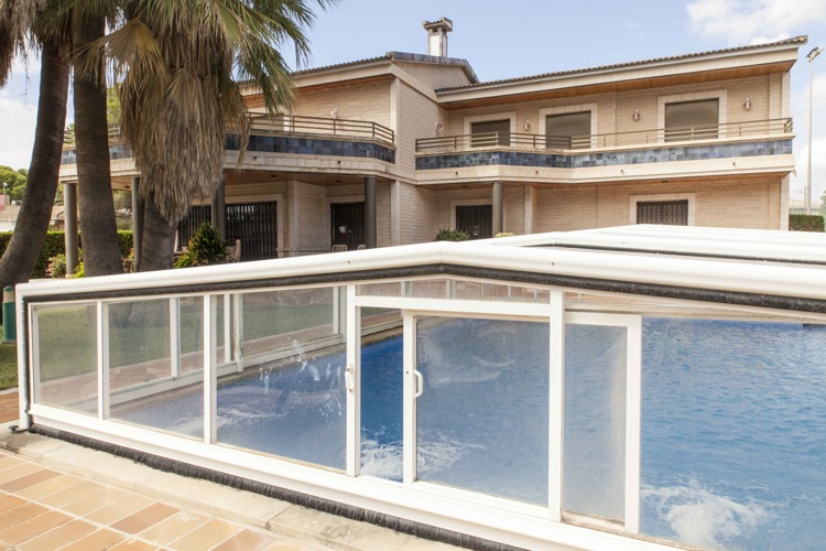Resale - 7 Bedroom 5 Bathroom Villa in Orihuela Costa - Campoamor - Alicante Resale - 7 Bedroom 5 Bathroom Villa in Orihuela Costa - Campoamor - Alicante