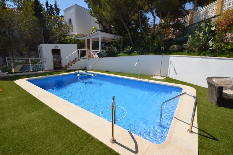 Resale - 5 Bedroom 5 Bathroom Villa in Orihuela Costa - Campoamor - Alicante Resale - 5 Bedroom 5 Bathroom Villa in Orihuela Costa - Campoamor - Alicante