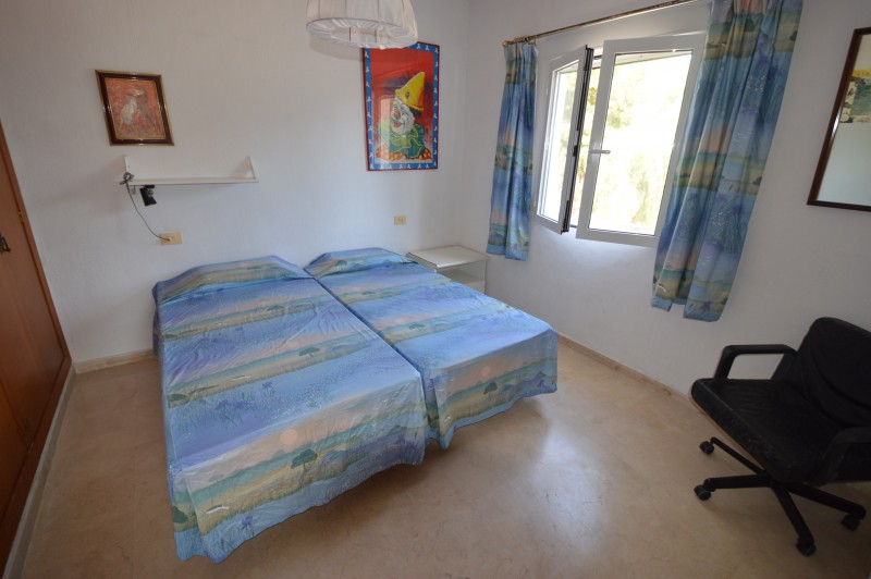 Resale - 6 Bedroom 4 Bathroom Villa in Orihuela Costa - La Zenia - Alicante