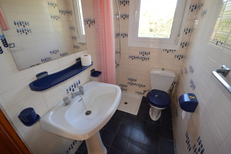 Resale - 6 Bedroom 4 Bathroom Villa in Orihuela Costa - La Zenia - Alicante