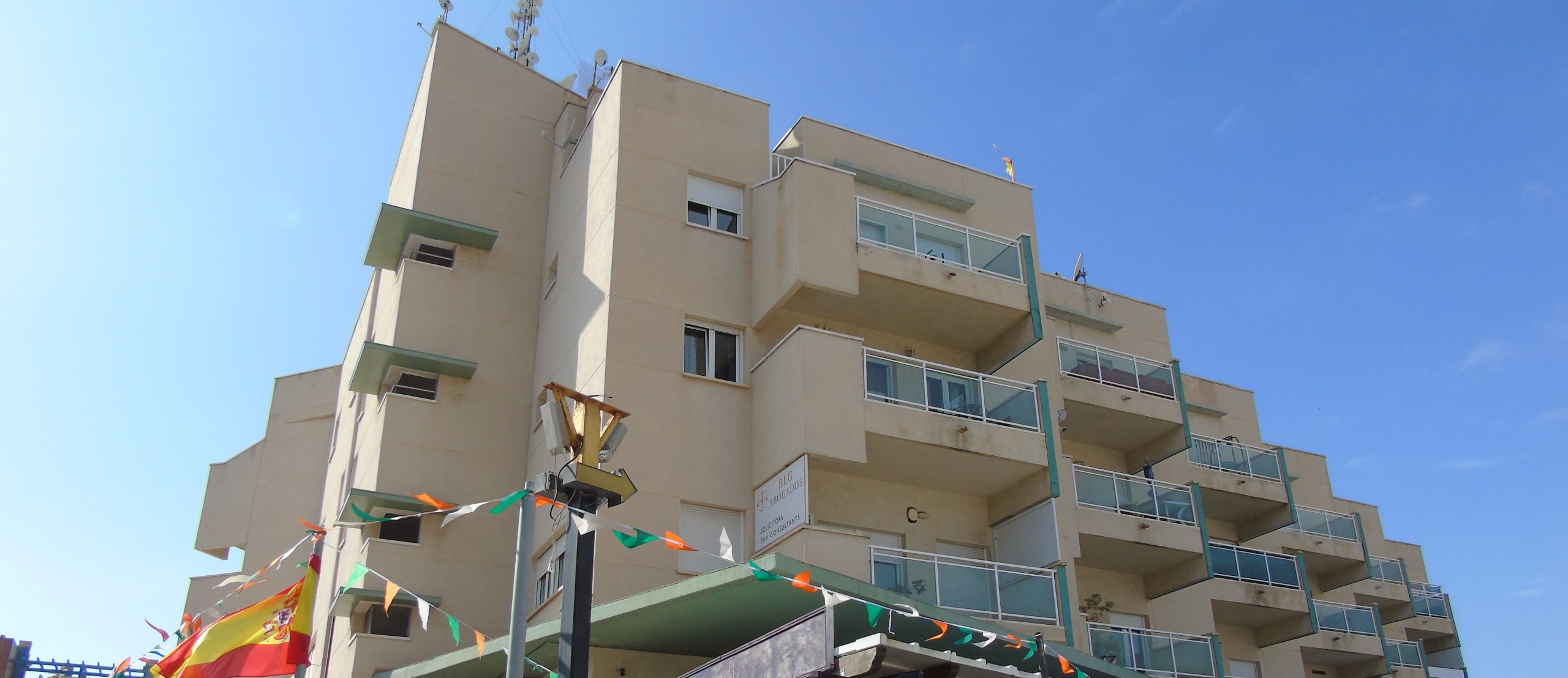 Resale - 2 Bedroom 1 Bathroom Penthouse in Cabo Roig - - Alicante Resale - 2 Bedroom 1 Bathroom Penthouse in Cabo Roig - - Alicante