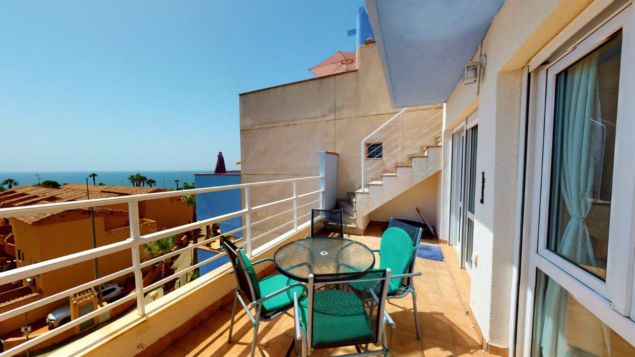 Resale - 2 Bedroom 1 Bathroom Penthouse in Cabo Roig - - Alicante Resale - 2 Bedroom 1 Bathroom Penthouse in Cabo Roig - - Alicante