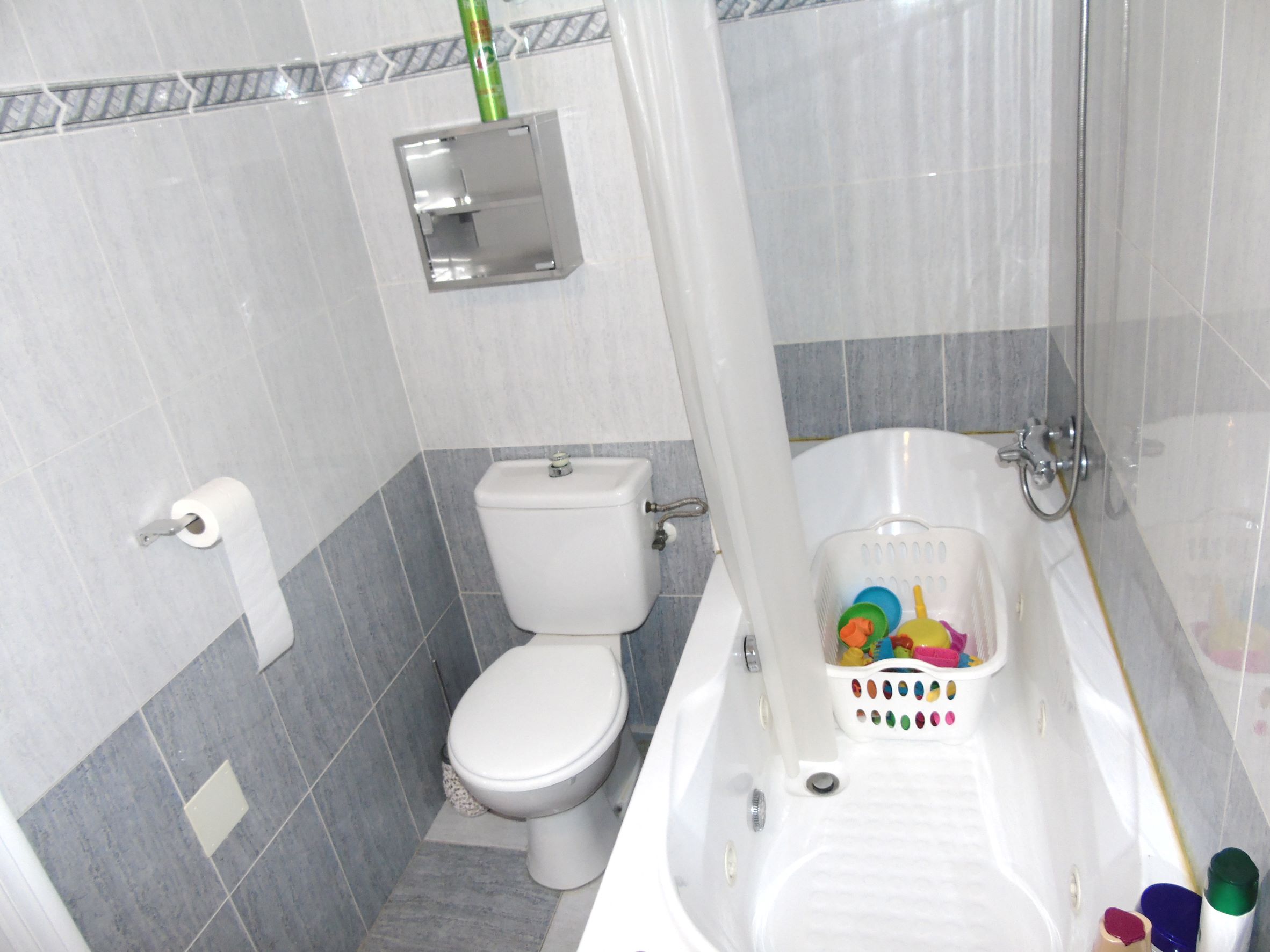Resale - 3 Bedroom 3 Bathroom Townhouse in Playa Flamenca - - Alicante Resale - 3 Bedroom 3 Bathroom Townhouse in Playa Flamenca - - Alicante