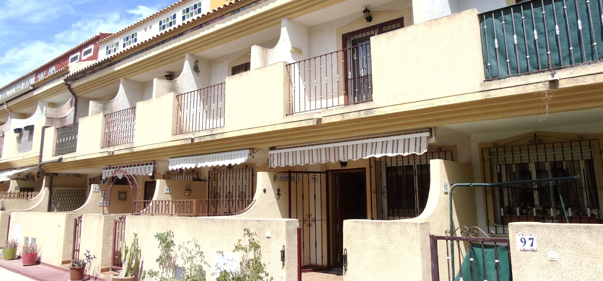 Resale - 3 Bedroom 3 Bathroom Townhouse in Playa Flamenca - - Alicante Resale - 3 Bedroom 3 Bathroom Townhouse in Playa Flamenca - - Alicante