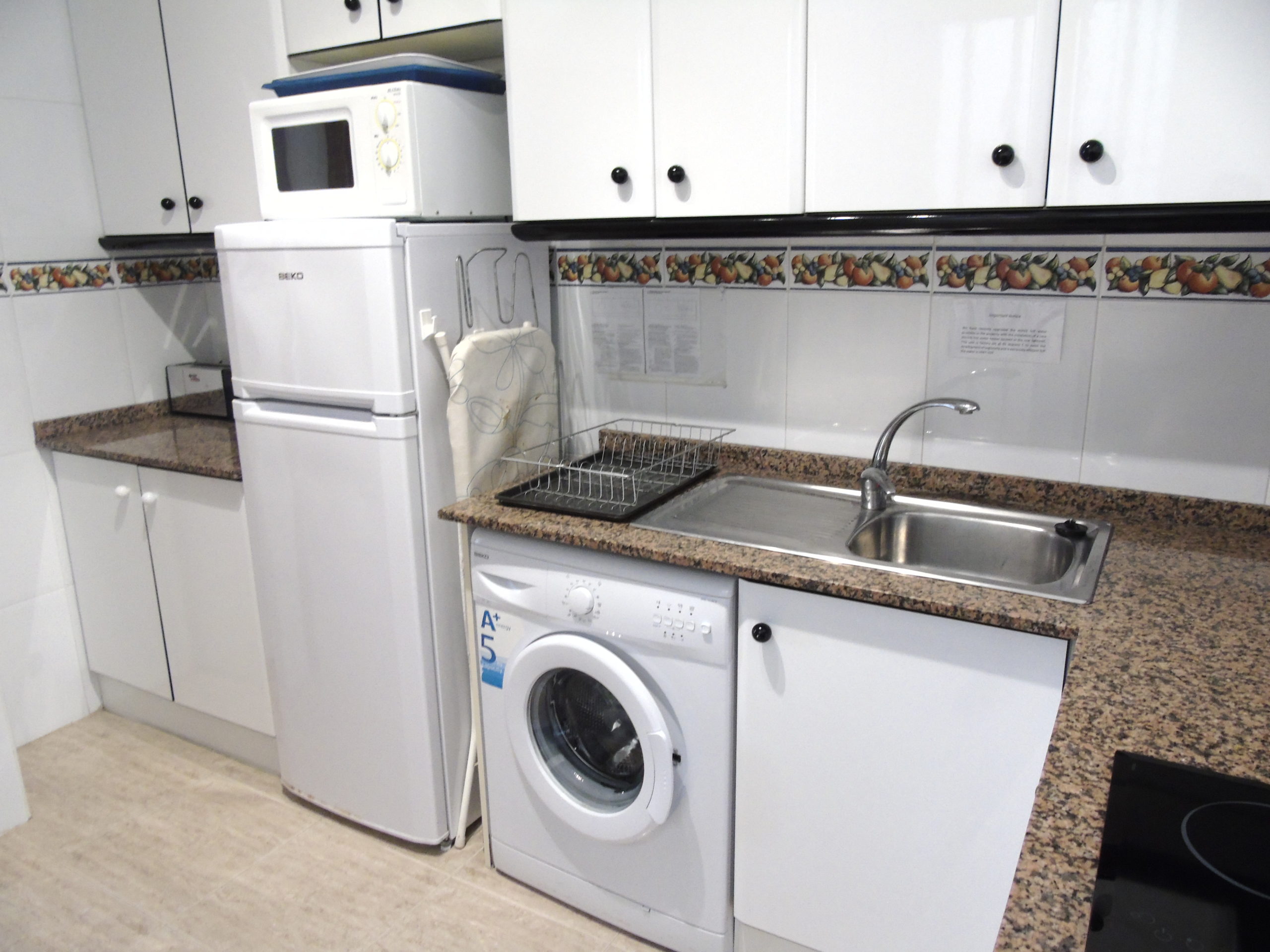 Resale - 3 Bedroom 2 Bathroom Townhouse in Cabo Roig - - Alicante Resale - 3 Bedroom 2 Bathroom Townhouse in Cabo Roig - - Alicante