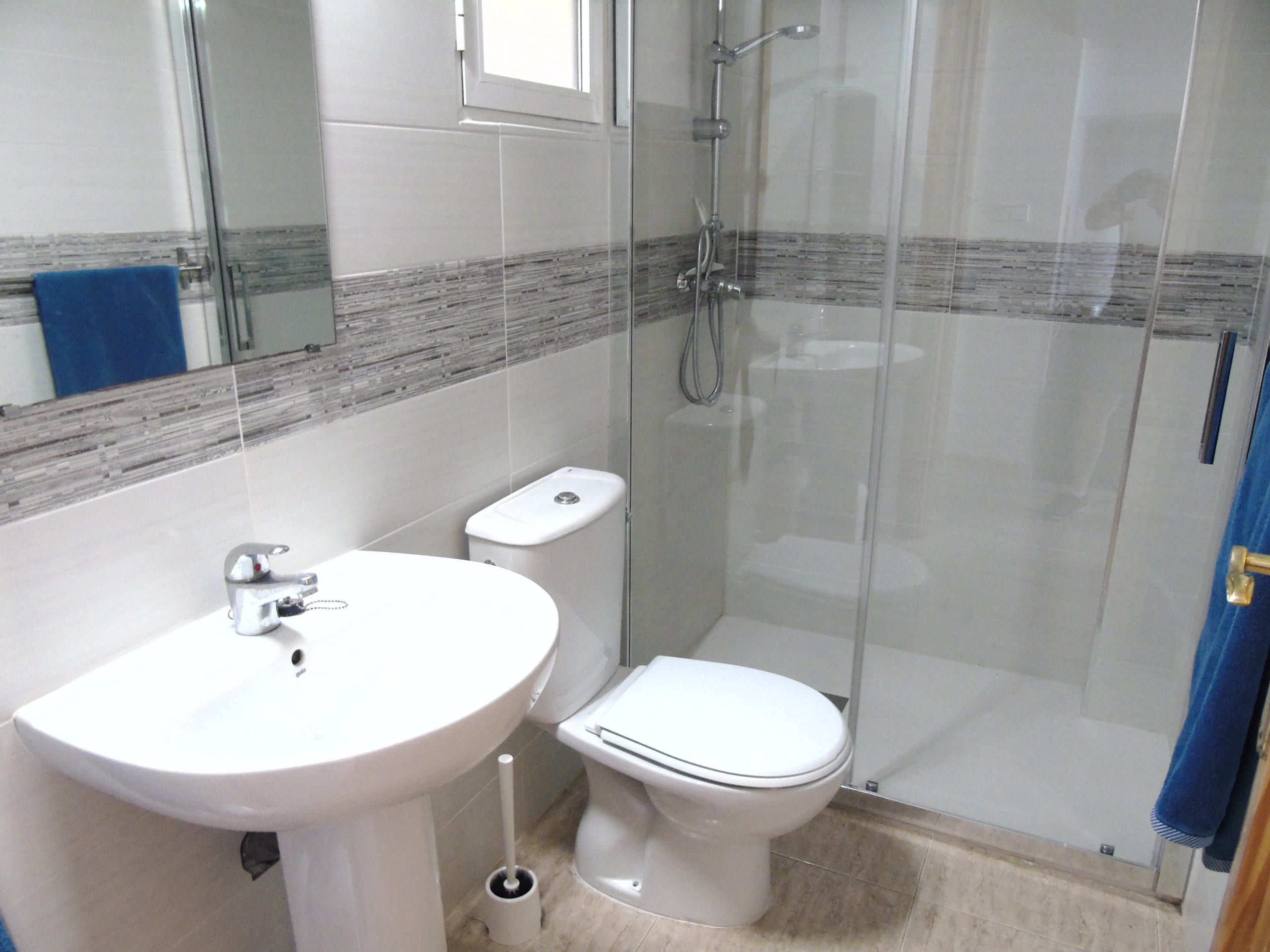 Resale - 3 Bedroom 2 Bathroom Townhouse in Cabo Roig - - Alicante Resale - 3 Bedroom 2 Bathroom Townhouse in Cabo Roig - - Alicante