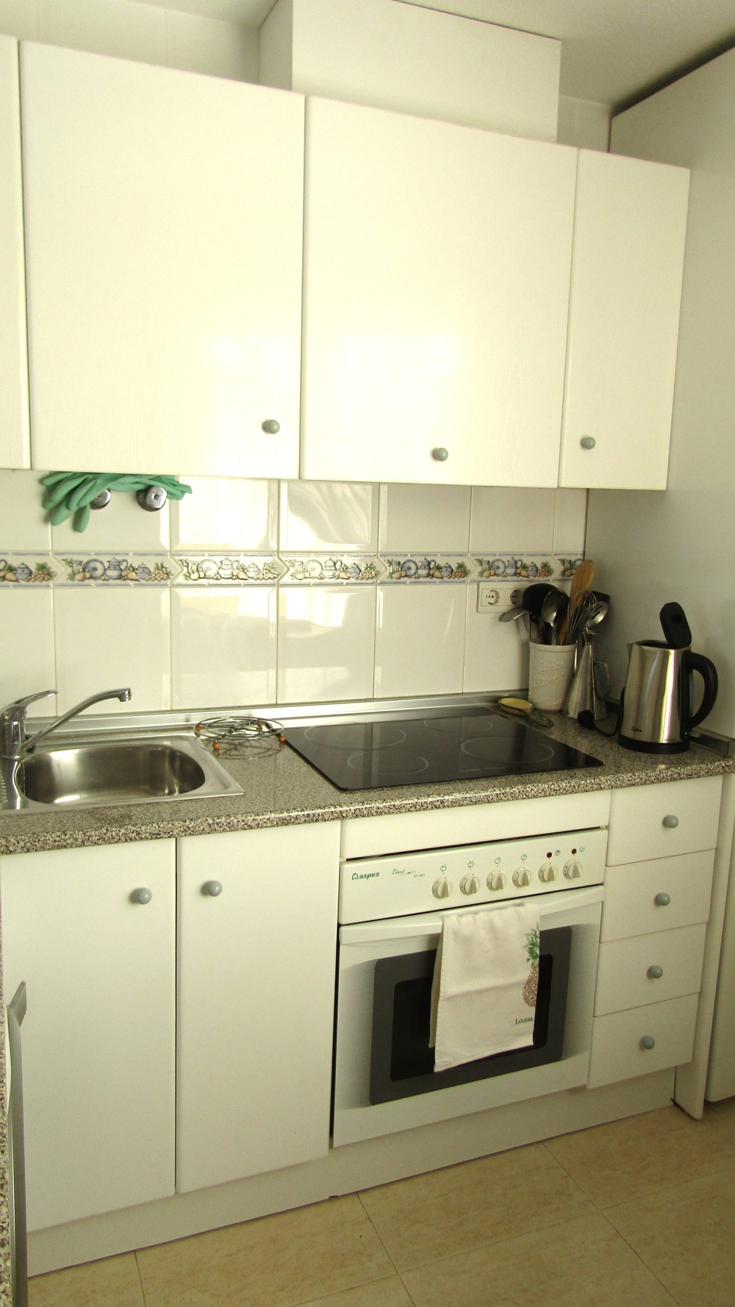 Resale - 2 Bedroom 1 Bathroom Apartment in Playa Flamenca - - Alicante Resale - 2 Bedroom 1 Bathroom Apartment in Playa Flamenca - - Alicante