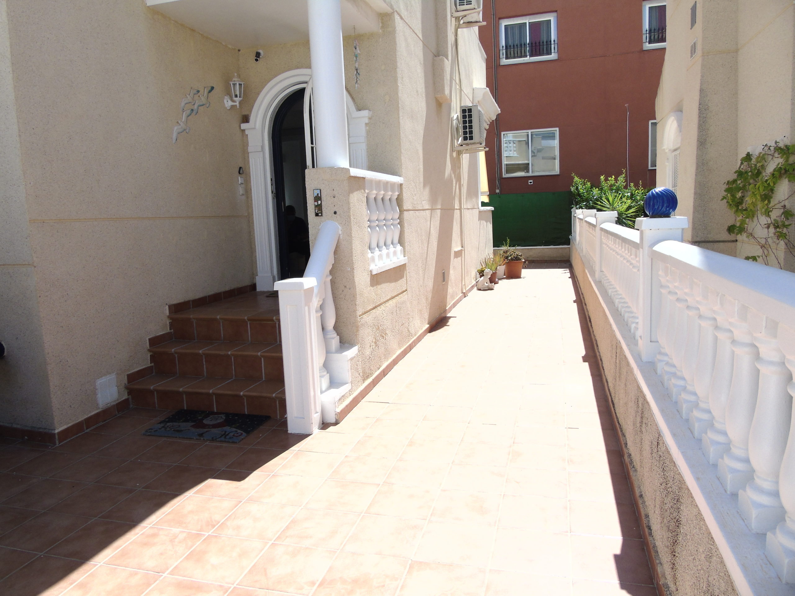 Resale - 4 Bedroom 3 Bathroom Villa in Los Altos - - Alicante Resale - 4 Bedroom 3 Bathroom Villa in Los Altos - - Alicante