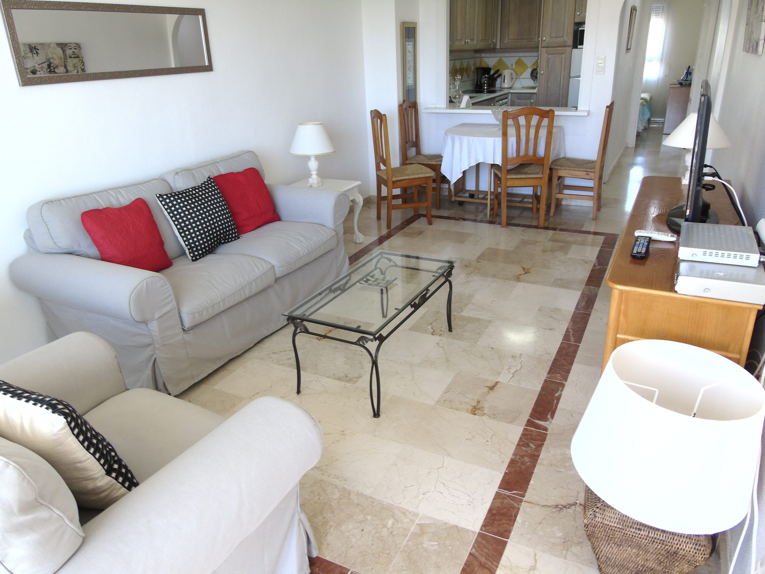 Resale - 3 Bedroom 2 Bathroom Quad in La Forida - - Alicante Resale - 3 Bedroom 2 Bathroom Quad in La Forida - - Alicante