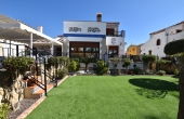 9-1727/1825, 6 Bedroom 3 Bathroom Detached Villa in Algorfa