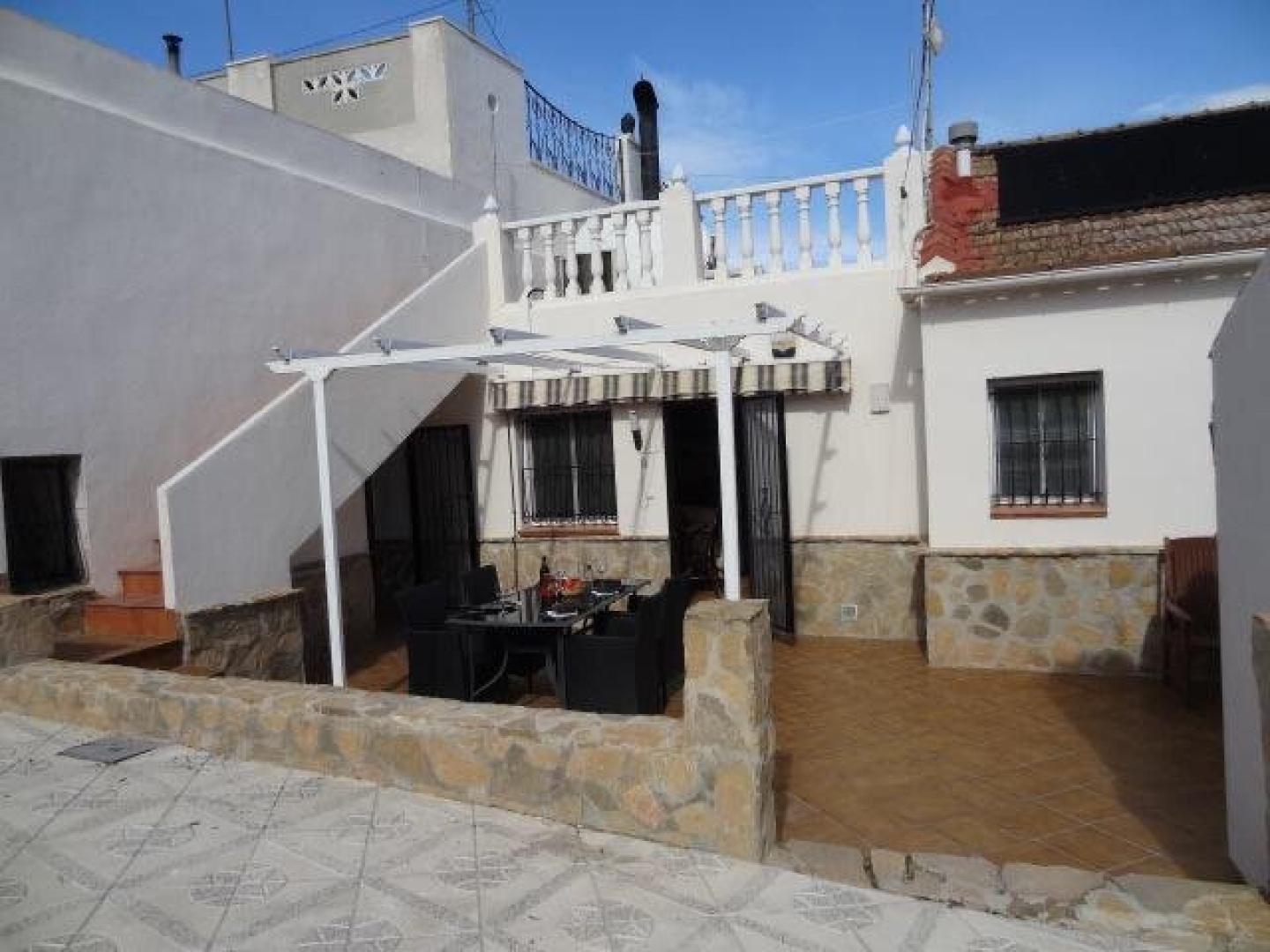 8 Bedroom 3 Bathroom Finca in Orihuela