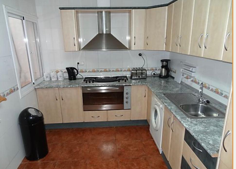 Resale - 8 Bedroom 3 Bathroom Finca in Orihuela - La Murada - Alicante Resale - 8 Bedroom 3 Bathroom Finca in Orihuela - La Murada - Alicante