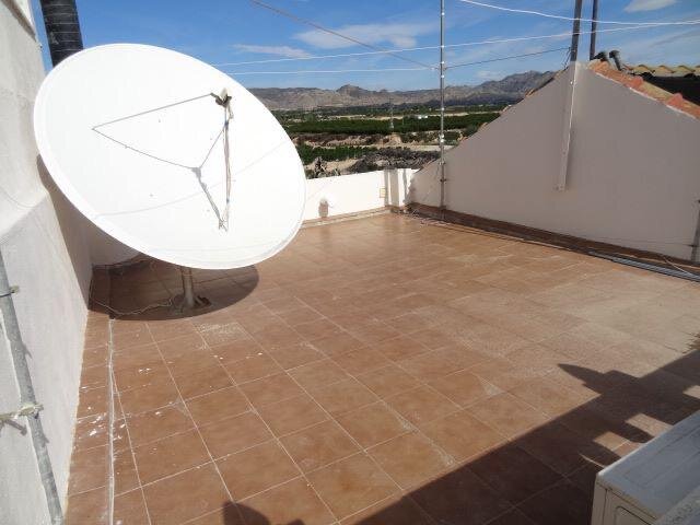 Resale - 8 Bedroom 3 Bathroom Finca in Orihuela - La Murada - Alicante Resale - 8 Bedroom 3 Bathroom Finca in Orihuela - La Murada - Alicante