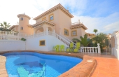 8-1399/1833, 4 Bedroom 3 Bathroom Villa in Orihuela Costa