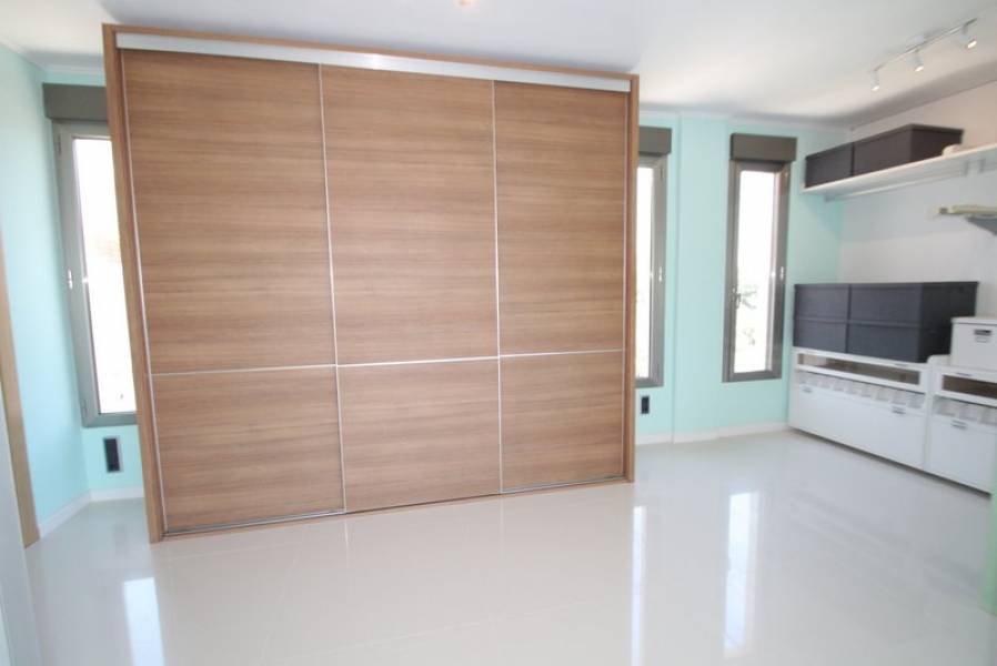 Resale - 4 Bedroom 4 Bathroom Villa in Orihuela Costa - Campoamor - Alicante Resale - 4 Bedroom 4 Bathroom Villa in Orihuela Costa - Campoamor - Alicante