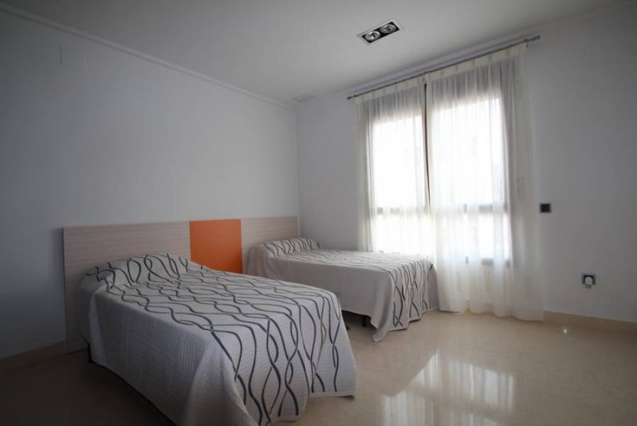 Resale - 5 Bedroom 5 Bathroom Villa in Orihuela Costa - Cabo Roig - Alicante Resale - 5 Bedroom 5 Bathroom Villa in Orihuela Costa - Cabo Roig - Alicante