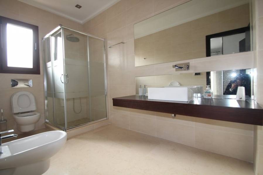 Resale - 5 Bedroom 5 Bathroom Villa in Orihuela Costa - Cabo Roig - Alicante Resale - 5 Bedroom 5 Bathroom Villa in Orihuela Costa - Cabo Roig - Alicante