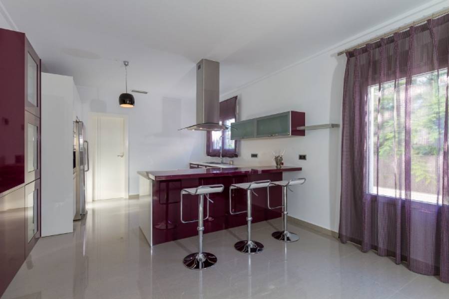 Resale - 4 Bedroom 4 Bathroom Villa in Orihuela Costa - Cabo Roig - Alicante Resale - 4 Bedroom 4 Bathroom Villa in Orihuela Costa - Cabo Roig - Alicante