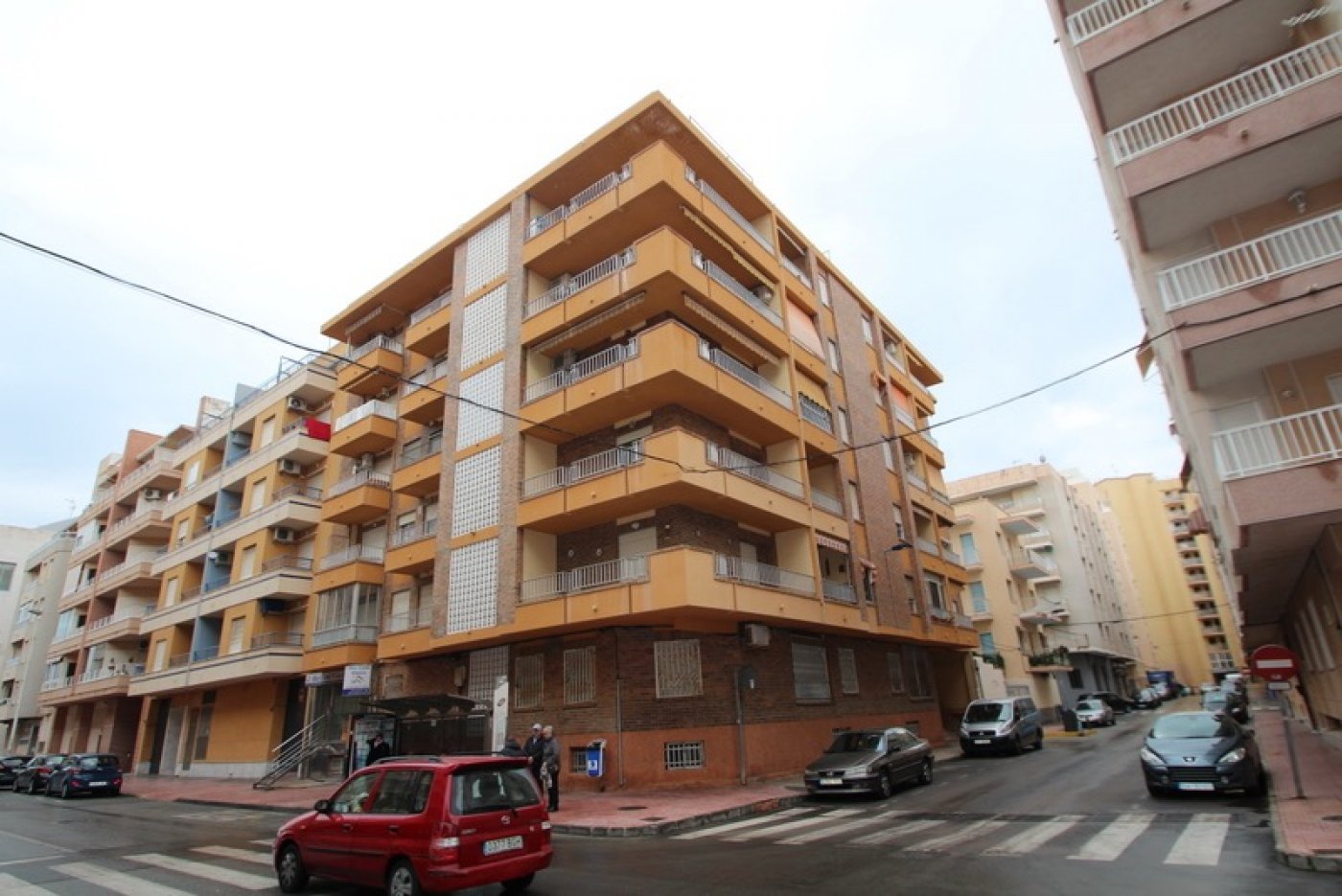 Resale - 3 Bedroom 1 Bathroom Apartment in Torrevieja - Playa del cura - Alicante Resale - 3 Bedroom 1 Bathroom Apartment in Torrevieja - Playa del cura - Alicante
