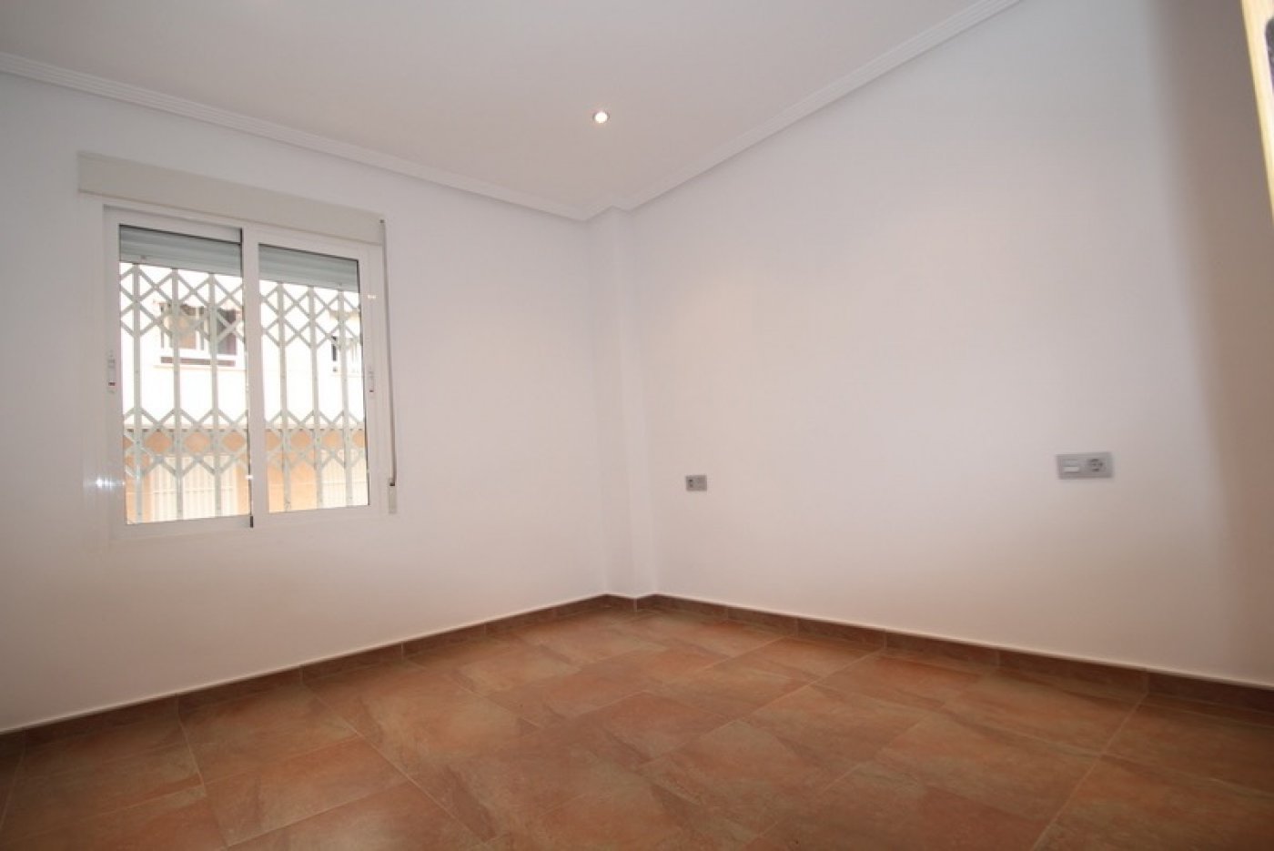 Resale - 3 Bedroom 1 Bathroom Apartment in Torrevieja - Playa del cura - Alicante Resale - 3 Bedroom 1 Bathroom Apartment in Torrevieja - Playa del cura - Alicante