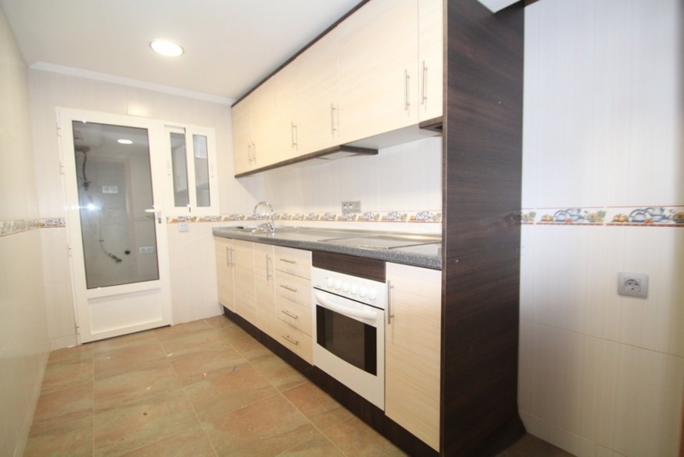 Resale - 3 Bedroom 1 Bathroom Apartment in Torrevieja - Playa del cura - Alicante Resale - 3 Bedroom 1 Bathroom Apartment in Torrevieja - Playa del cura - Alicante