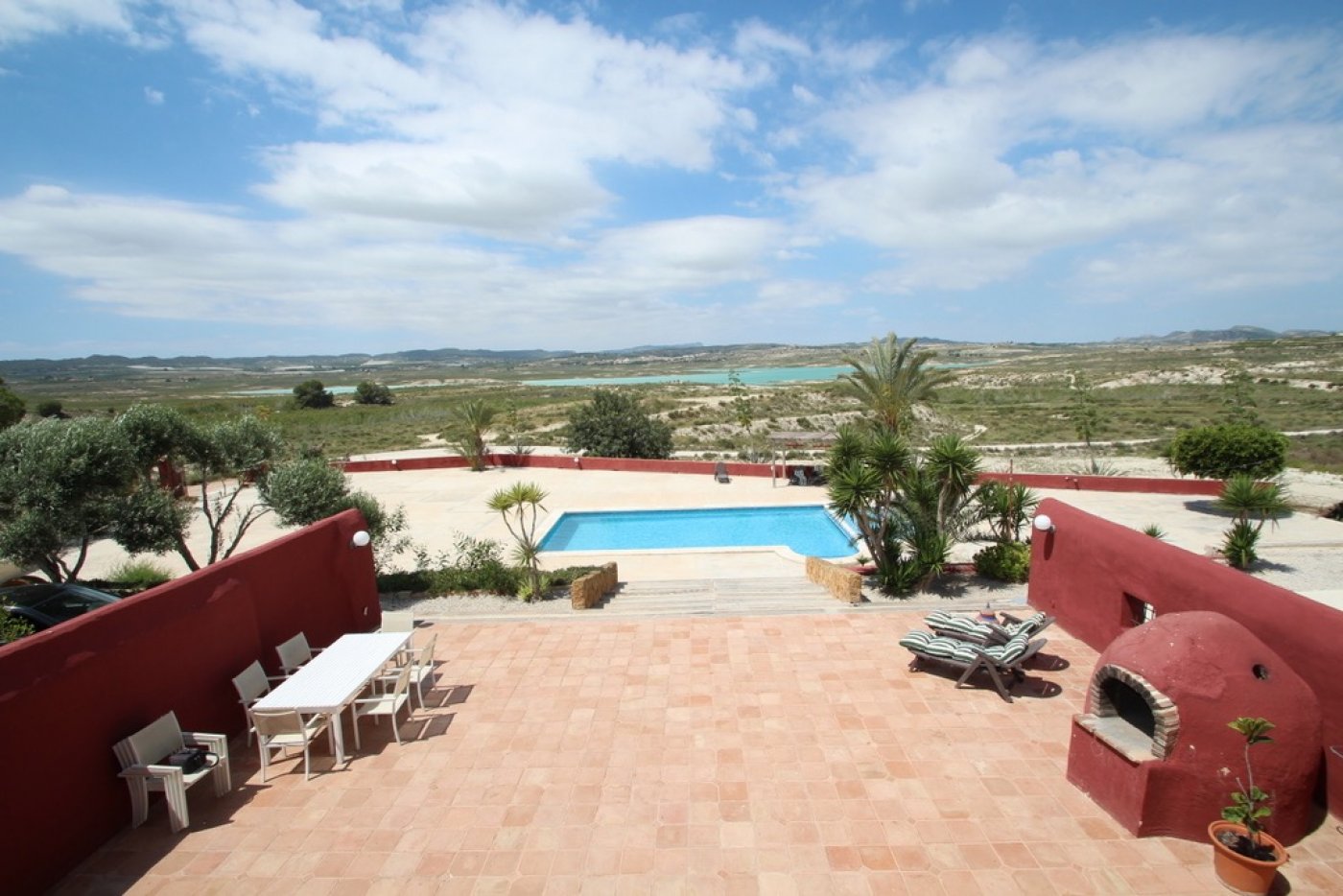 Resale - 4 Bedroom 3 Bathroom Country House in Orihuela - Torremendo - Alicante Resale - 4 Bedroom 3 Bathroom Country House in Orihuela - Torremendo - Alicante