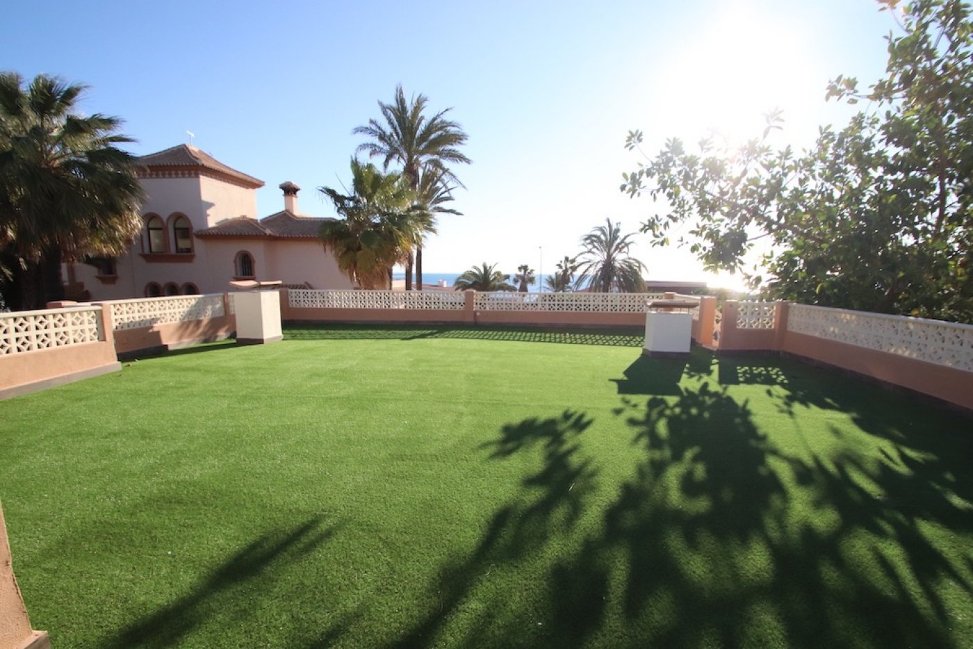 Resale - 2 Bedroom 2 Bathroom Villa in Torrevieja - La veleta - Alicante Resale - 2 Bedroom 2 Bathroom Villa in Torrevieja - La veleta - Alicante