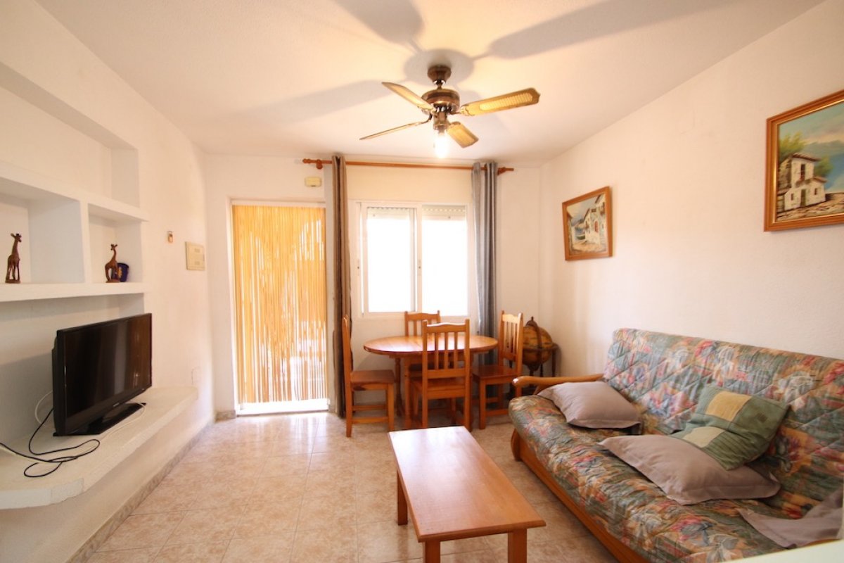 Resale - 3 Bedroom 1 Bathroom Bungalow in Torrevieja - Los altos - Alicante Resale - 3 Bedroom 1 Bathroom Bungalow in Torrevieja - Los altos - Alicante