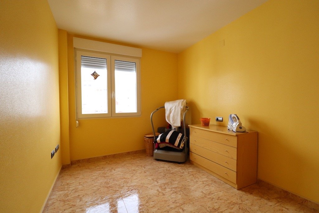 Resale - 3 Bedroom 2 Bathroom Apartment in Torrevieja - Centro - Alicante Resale - 3 Bedroom 2 Bathroom Apartment in Torrevieja - Centro - Alicante