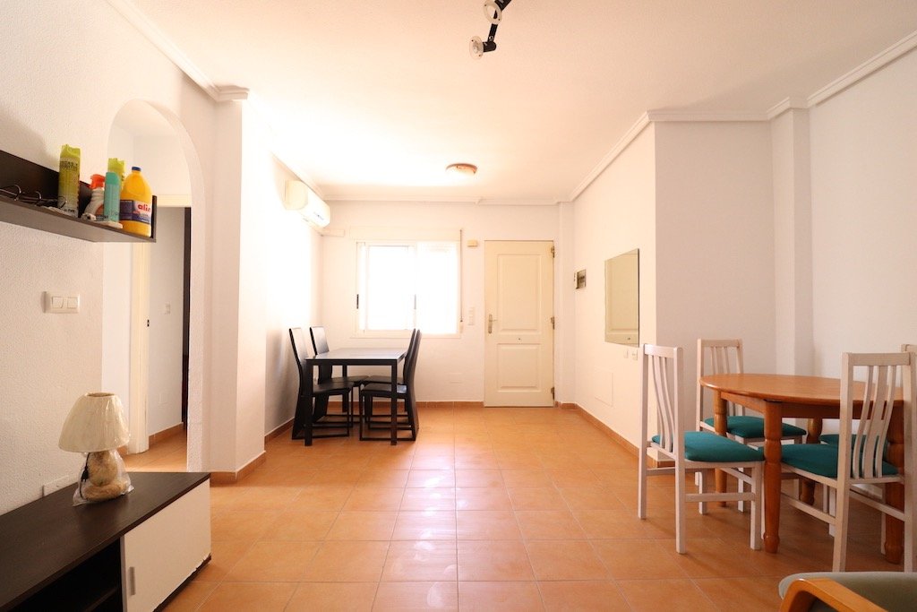 Resale - 2 Bedroom 1 Bathroom Bungalow in Torrevieja - Aguas nuevas 1 - Alicante Resale - 2 Bedroom 1 Bathroom Bungalow in Torrevieja - Aguas nuevas 1 - Alicante